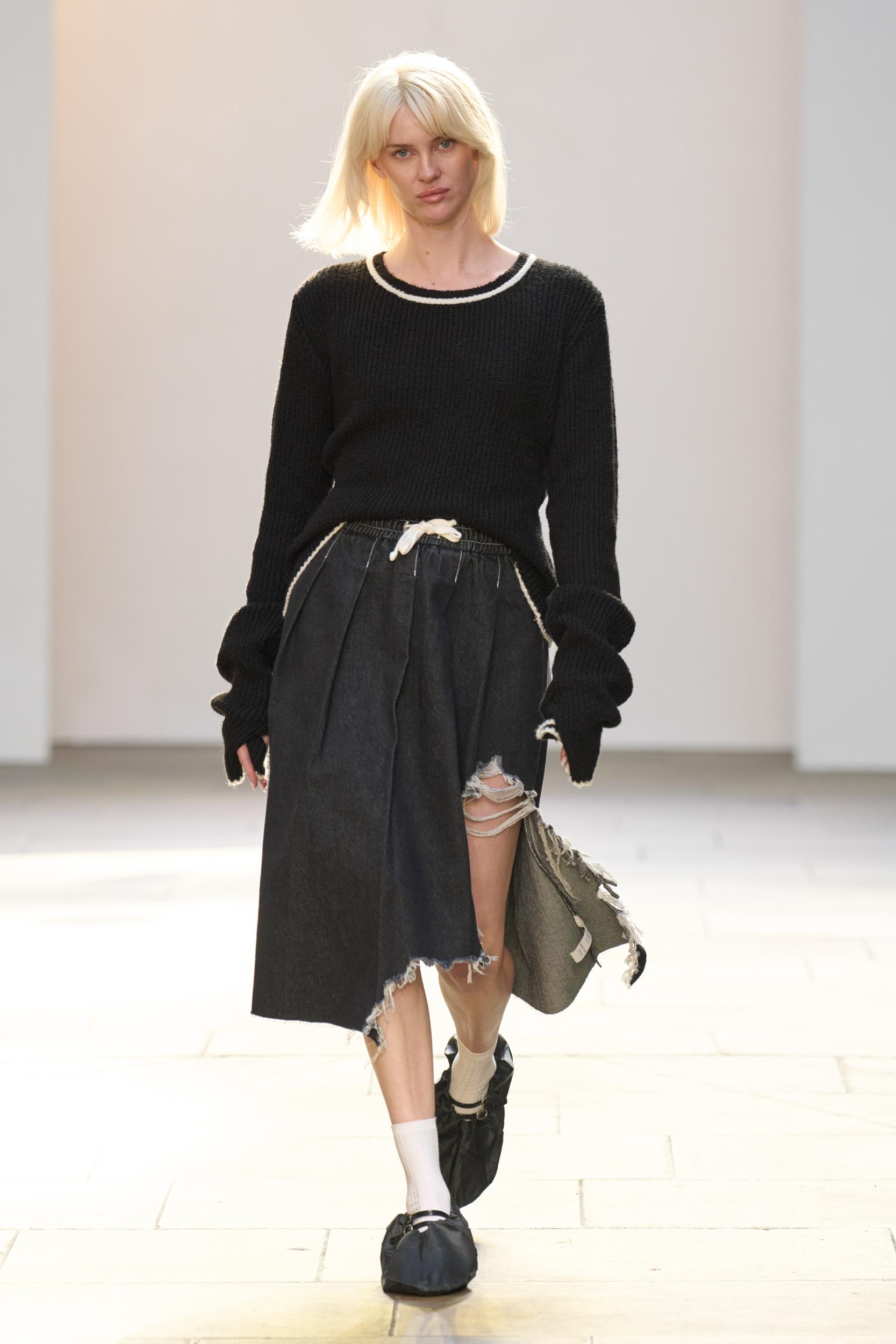Défilé - Oxford Fashion Studio - Prêt à porter Printemps-Eté 2027